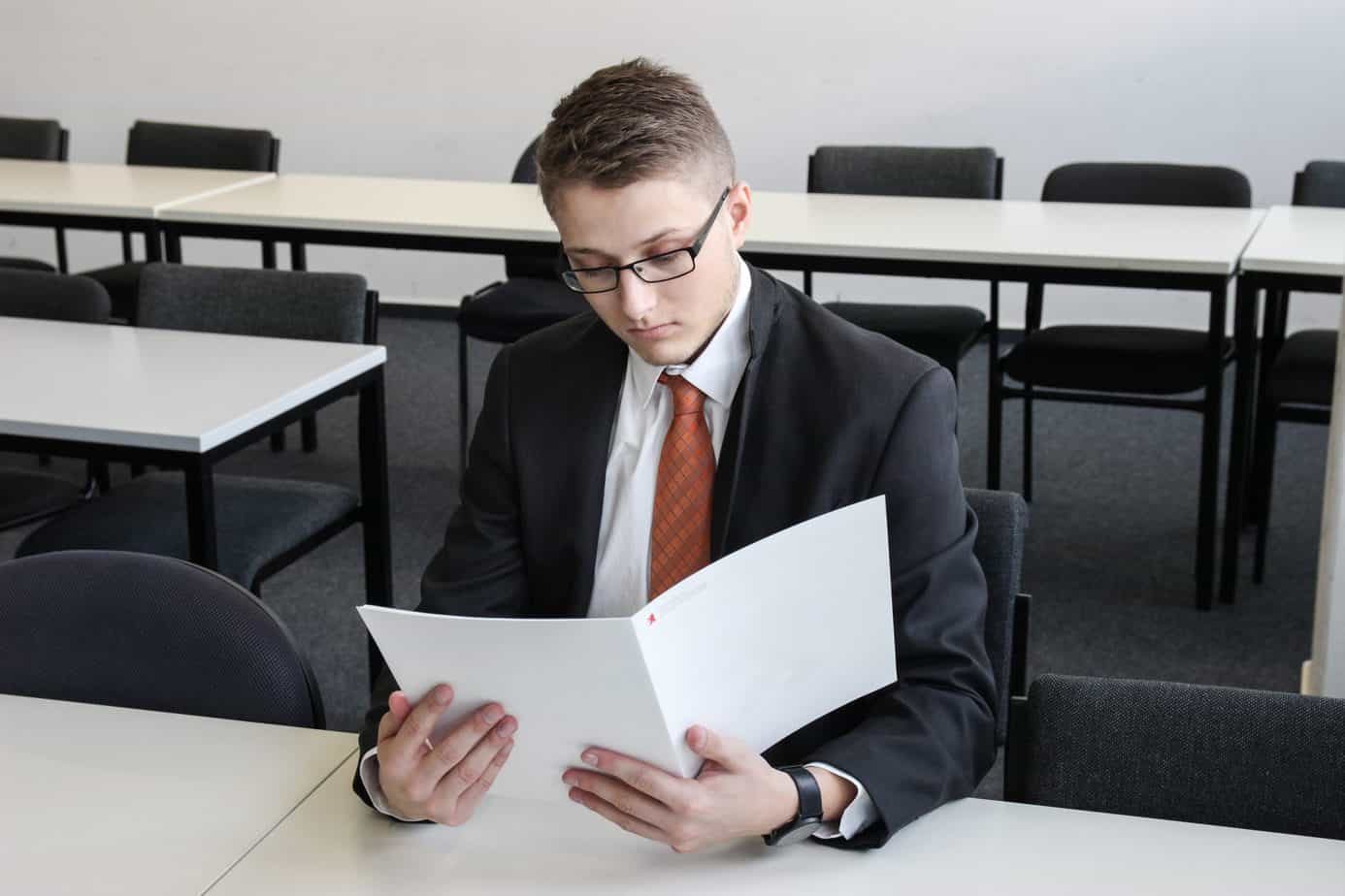10 Useful Job Interview Questions and How to Answer them in 2023